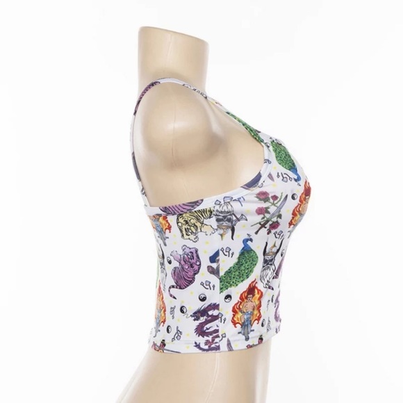 White trippy print cami crop top 🐲🔥🐅🦚🗡 - Picture 8 of 16